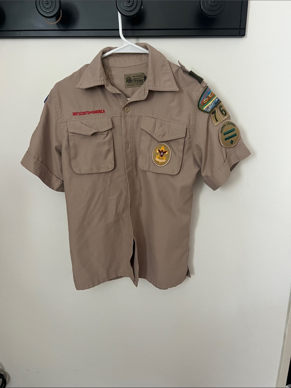 Boy Scouts of America Tan Short Sleeve Uniform Shirt with Badges
